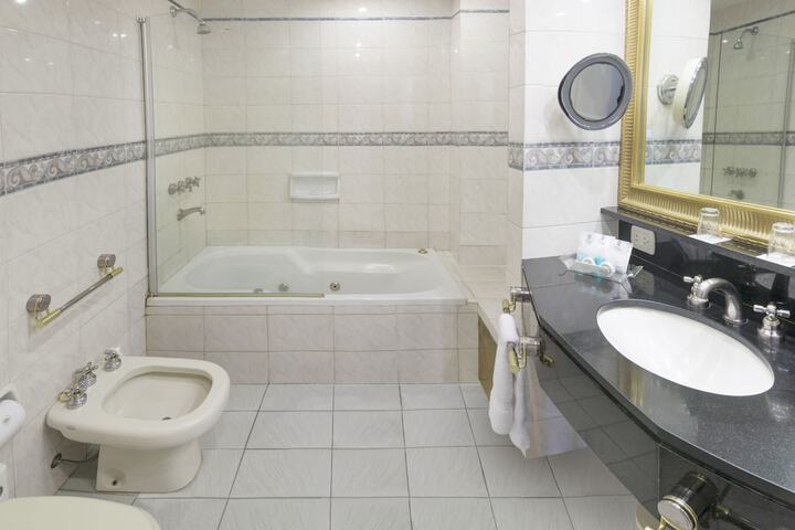 Room 10 of 57