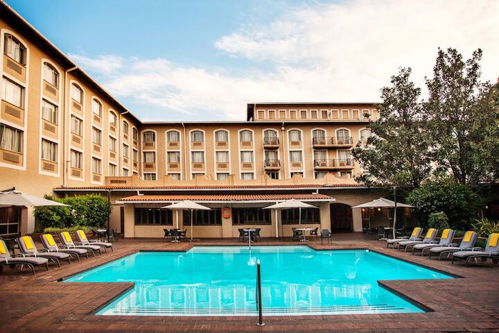 Hotel 56 of 59