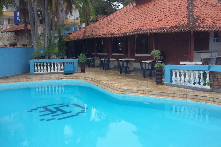 Pool 24 of 67