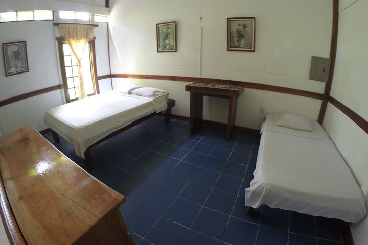 Room 7 of 31