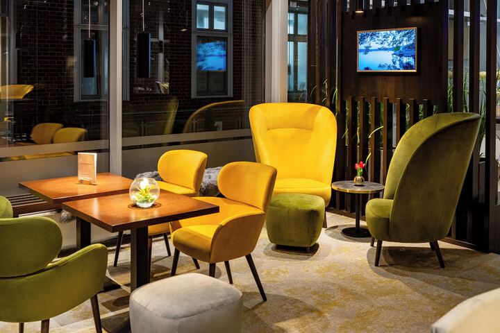 Guest Lobby