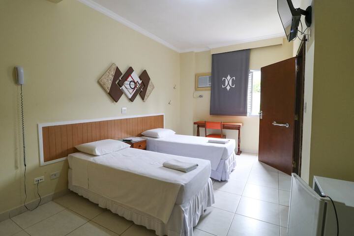 Room 4 of 79