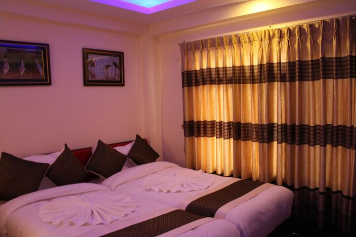 Room 19 of 38