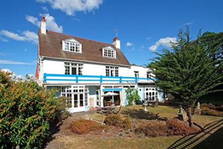 Beaumaris Hotel