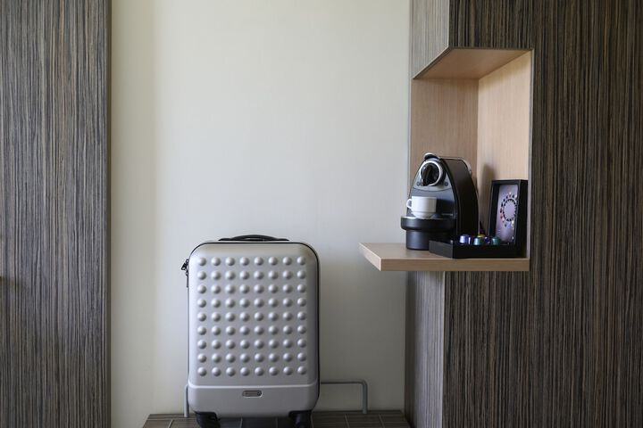 Room 27 of 115