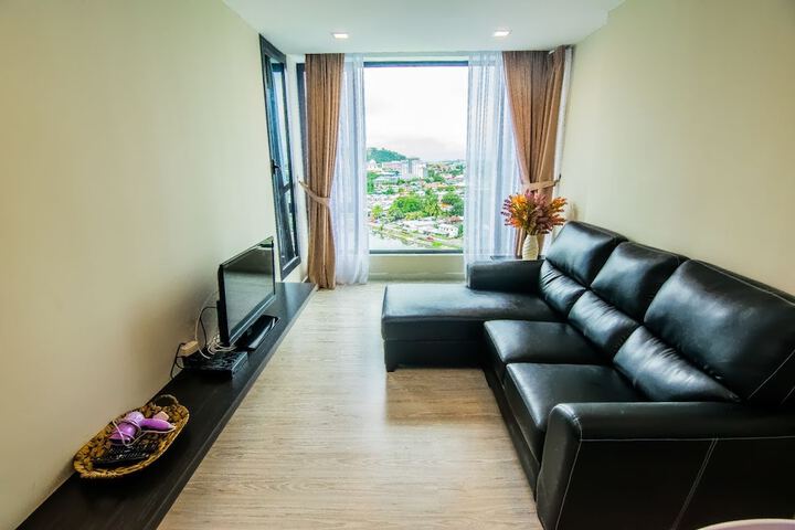 Room 4 of 24