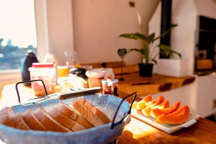 Breakfast/Coffee Service 3 of 8
