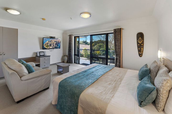 Room 2 of 69