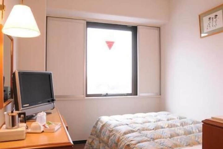 Room 10 of 50