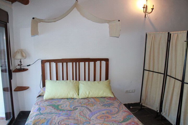 Room 7 of 43