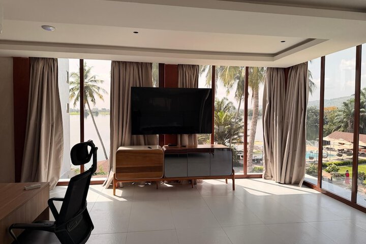 Room 46 of 121