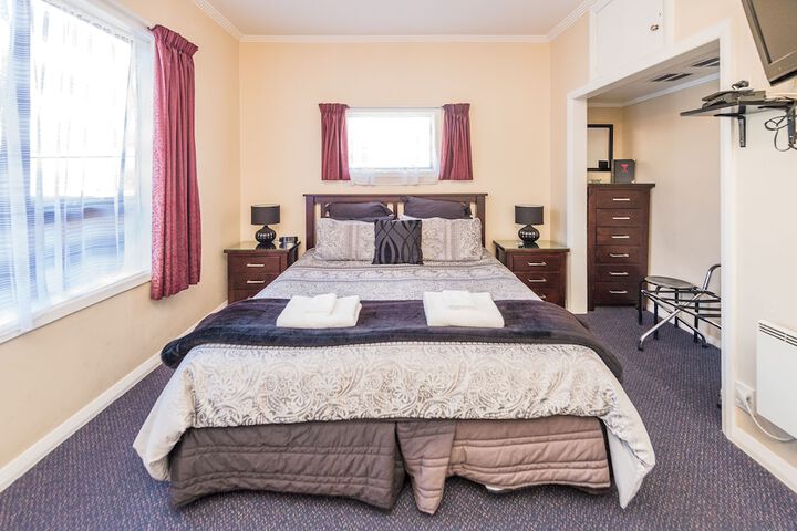 Room 7 of 44