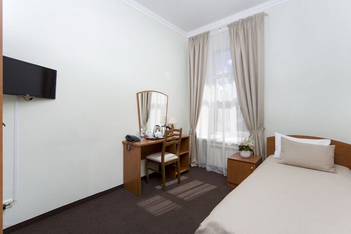 Room 19 of 59