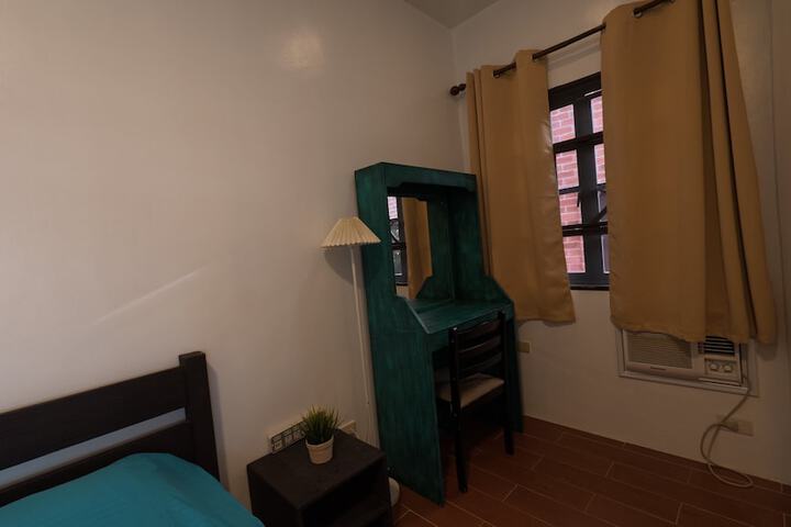 Room 63 of 144