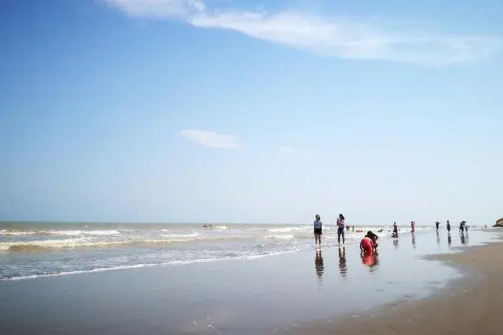 Beach 16 of 18