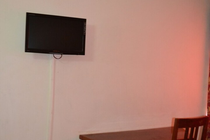 Room 7 of 15