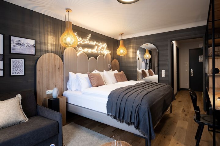 Room 20 of 49
