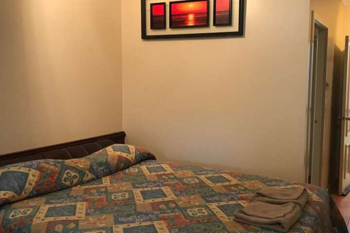 Room 8 of 23
