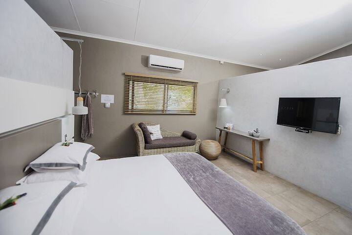 Room 2 of 21