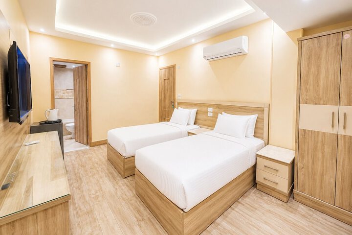 Room 35 of 127
