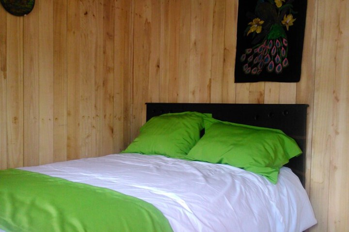 Room 13 of 173