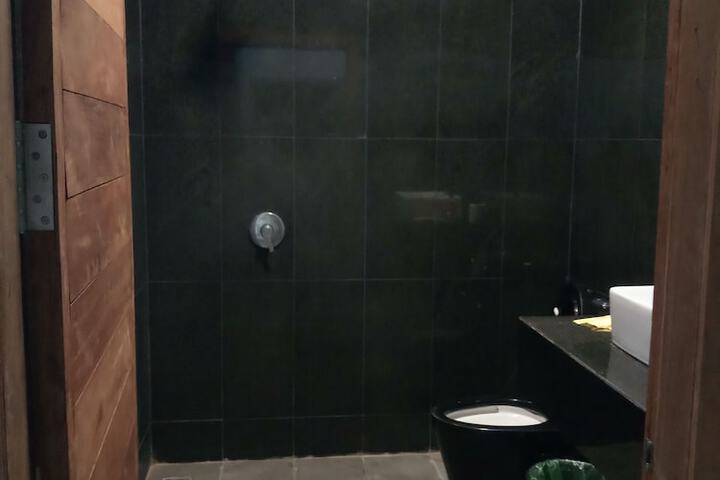 Room 47 of 62
