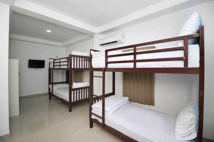Room 3 of 55