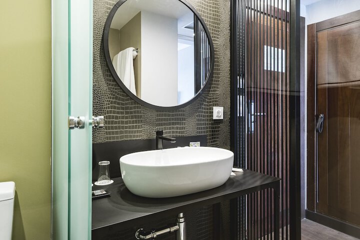 Bath Interior