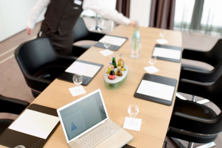 Meeting 33 of 43