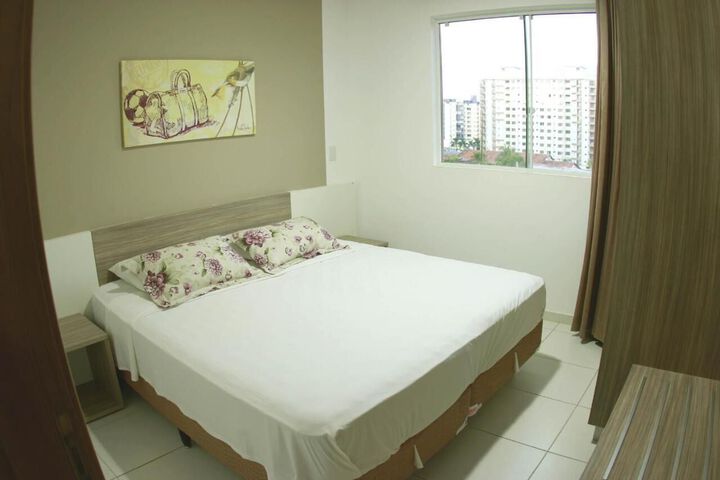 Room 7 of 8