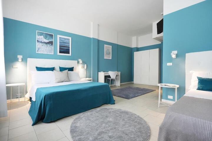 Room 20 of 32