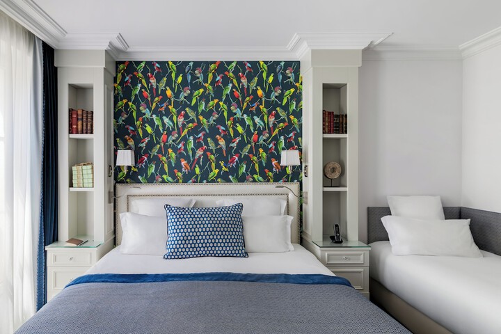 Room 28 of 51