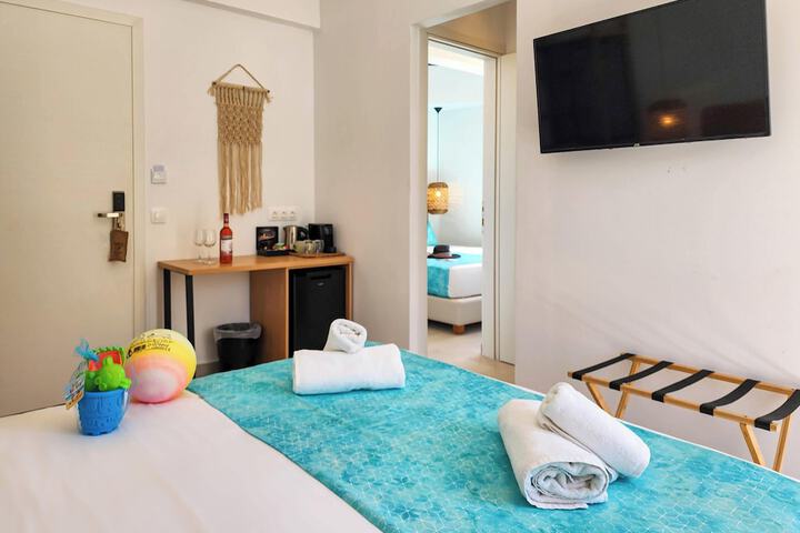 Room 15 of 182
