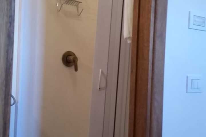 Room 43 of 74