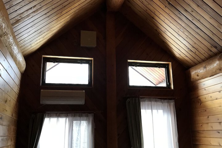 Room 7 of 60
