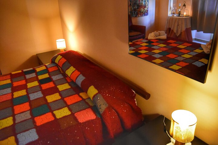Room 23 of 65