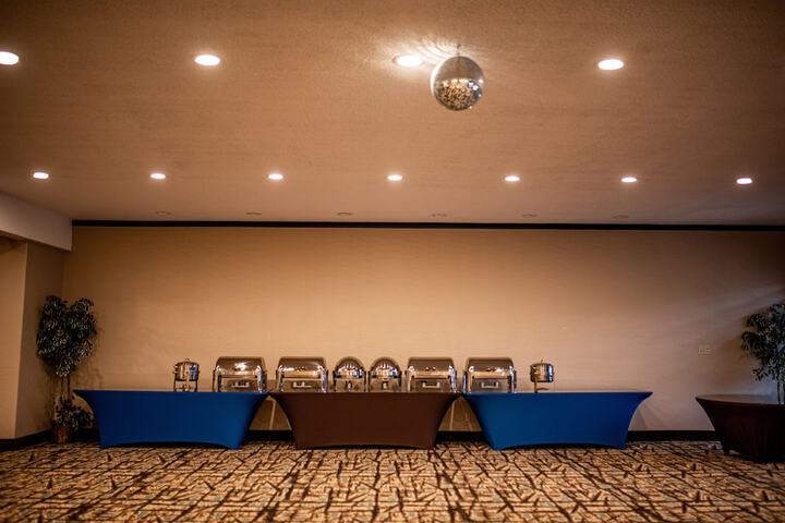 Ballroom/Hall 92 of 107