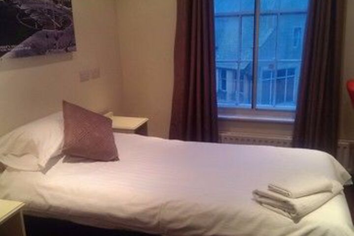 Room 75 of 117