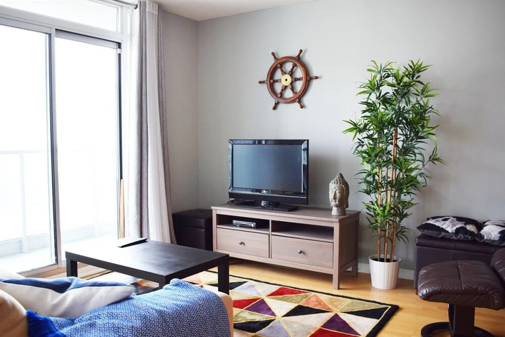 Room 2 of 11