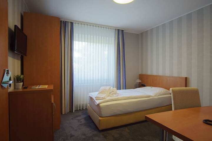 Room 14 of 44