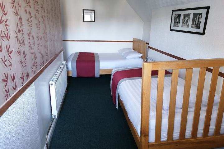 Room 34 of 64