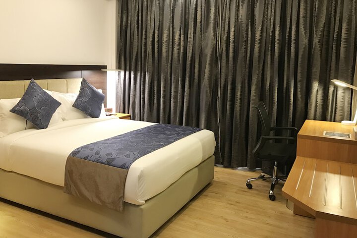Room 17 of 43