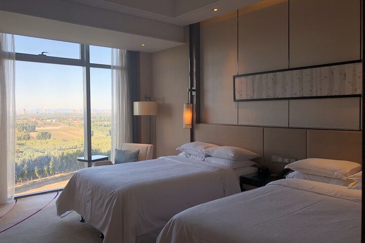 Room 15 of 65