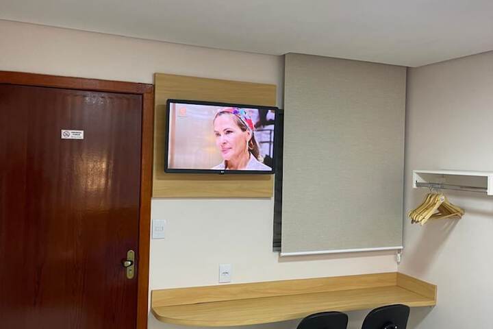 Room 7 of 39