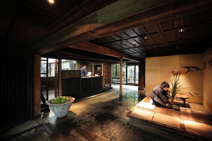 Lobby Entry