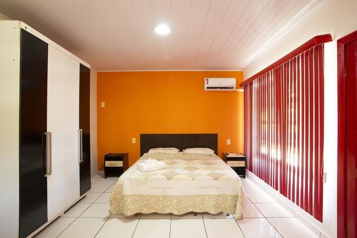 Room 6 of 45