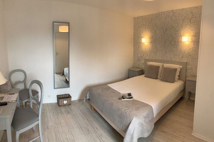 Room 14 of 39