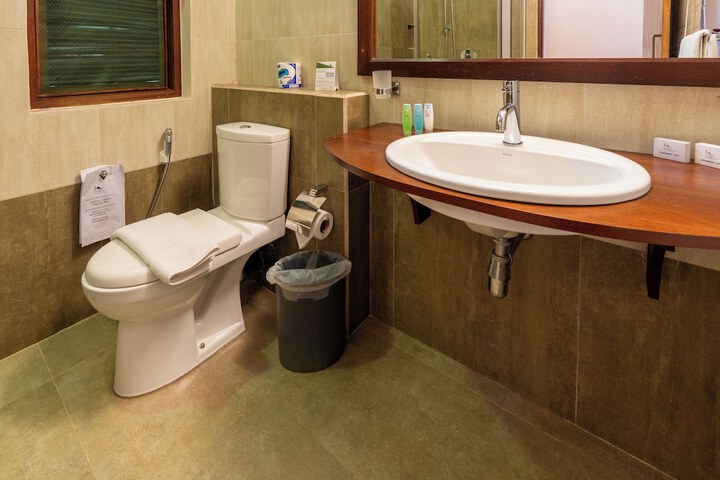 Clean Restrooms