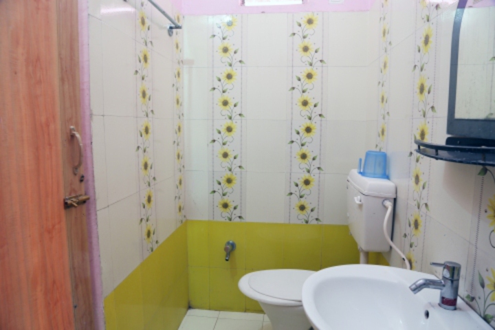 Hotel Aastha