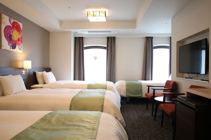 Room 20 of 51